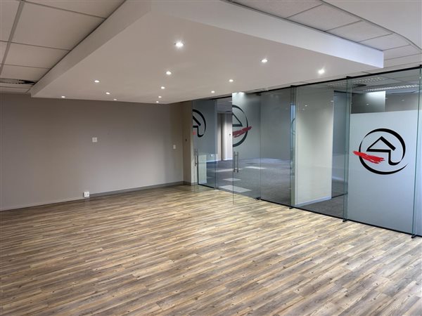 5000  m² Office Space in Menlyn