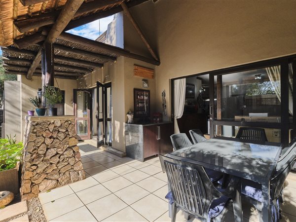 3 Bedroom Townhouse 3 Bedroom Townhouse