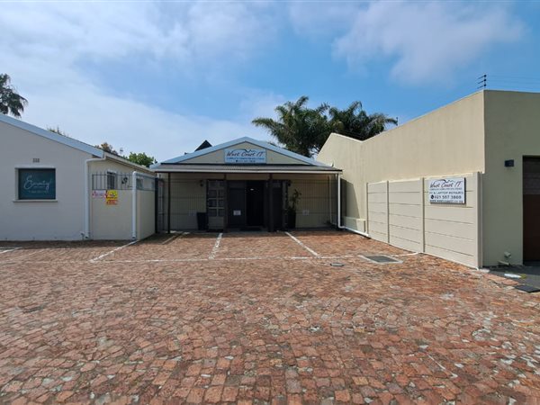 120  m² Commercial space