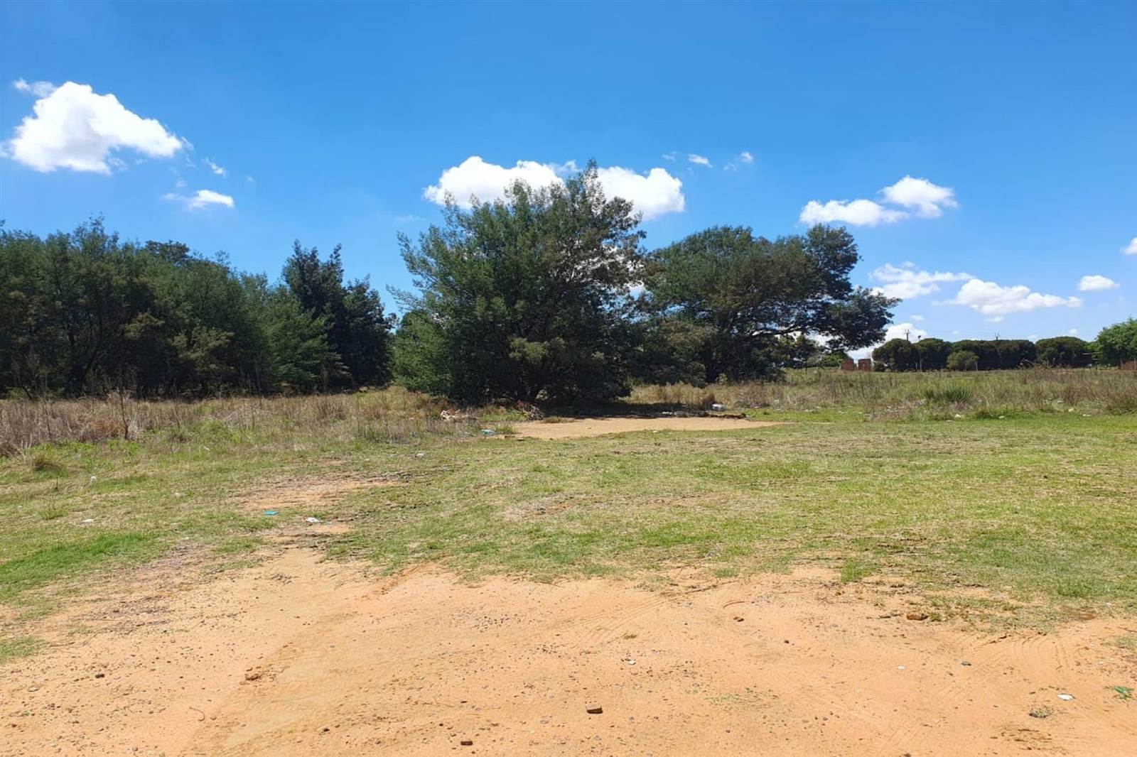 3350 m² Land available in Jackaroo Park photo number 6
