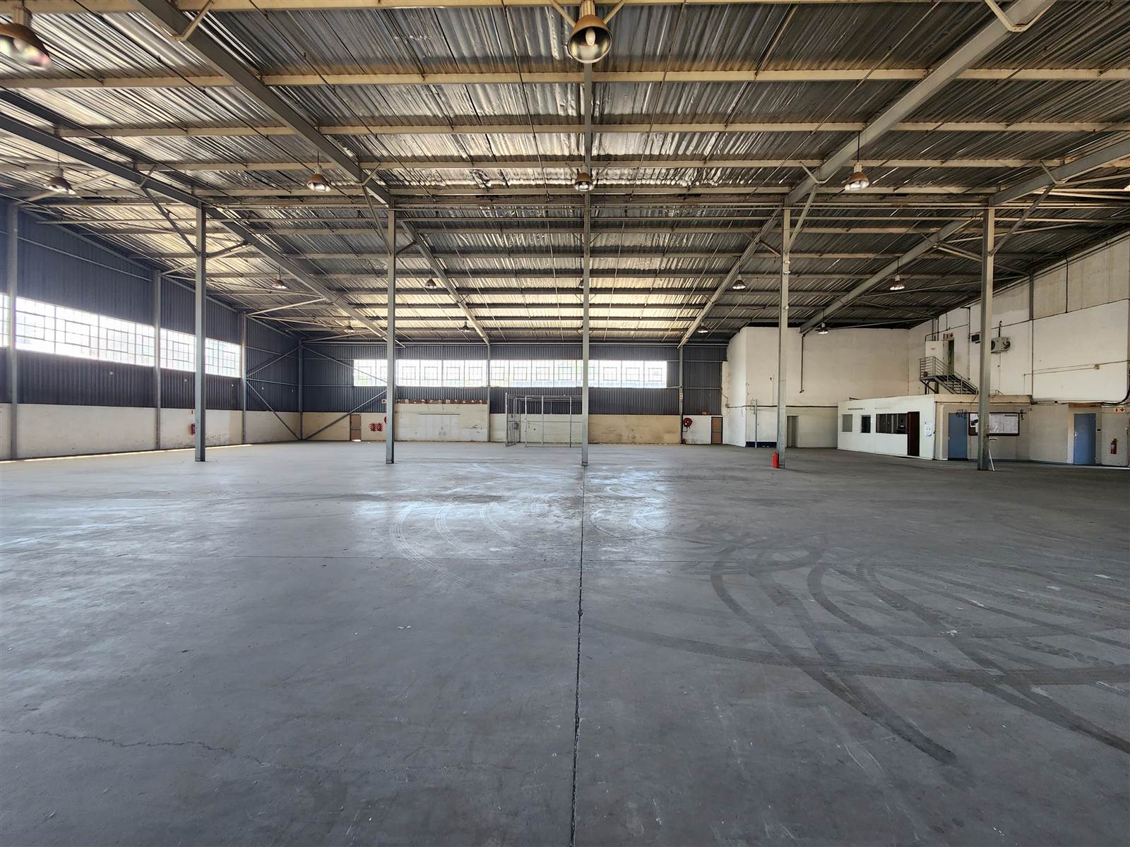 2500  m² Industrial space in Isando photo number 5