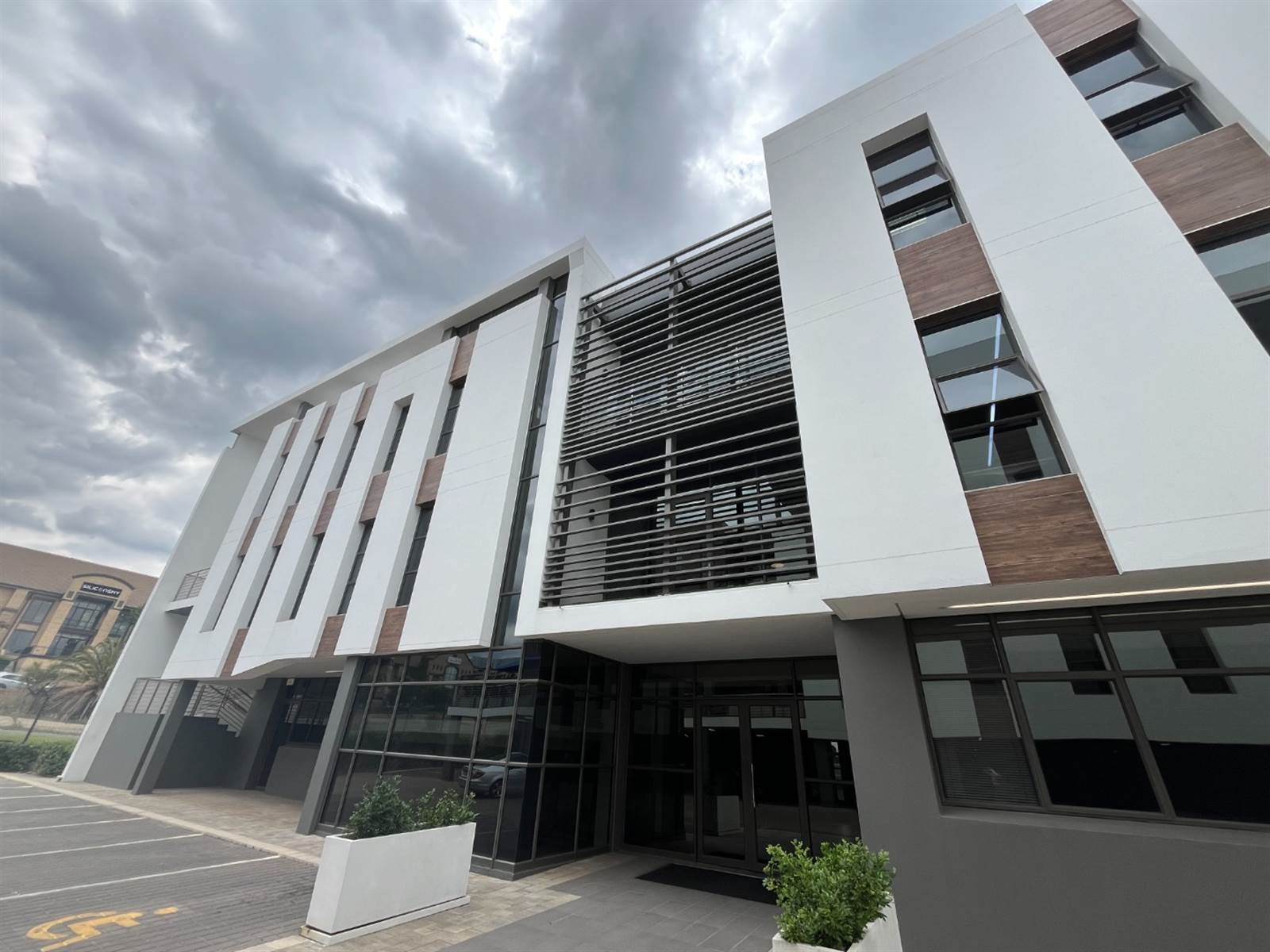 199  m² Commercial space in Bryanston photo number 3