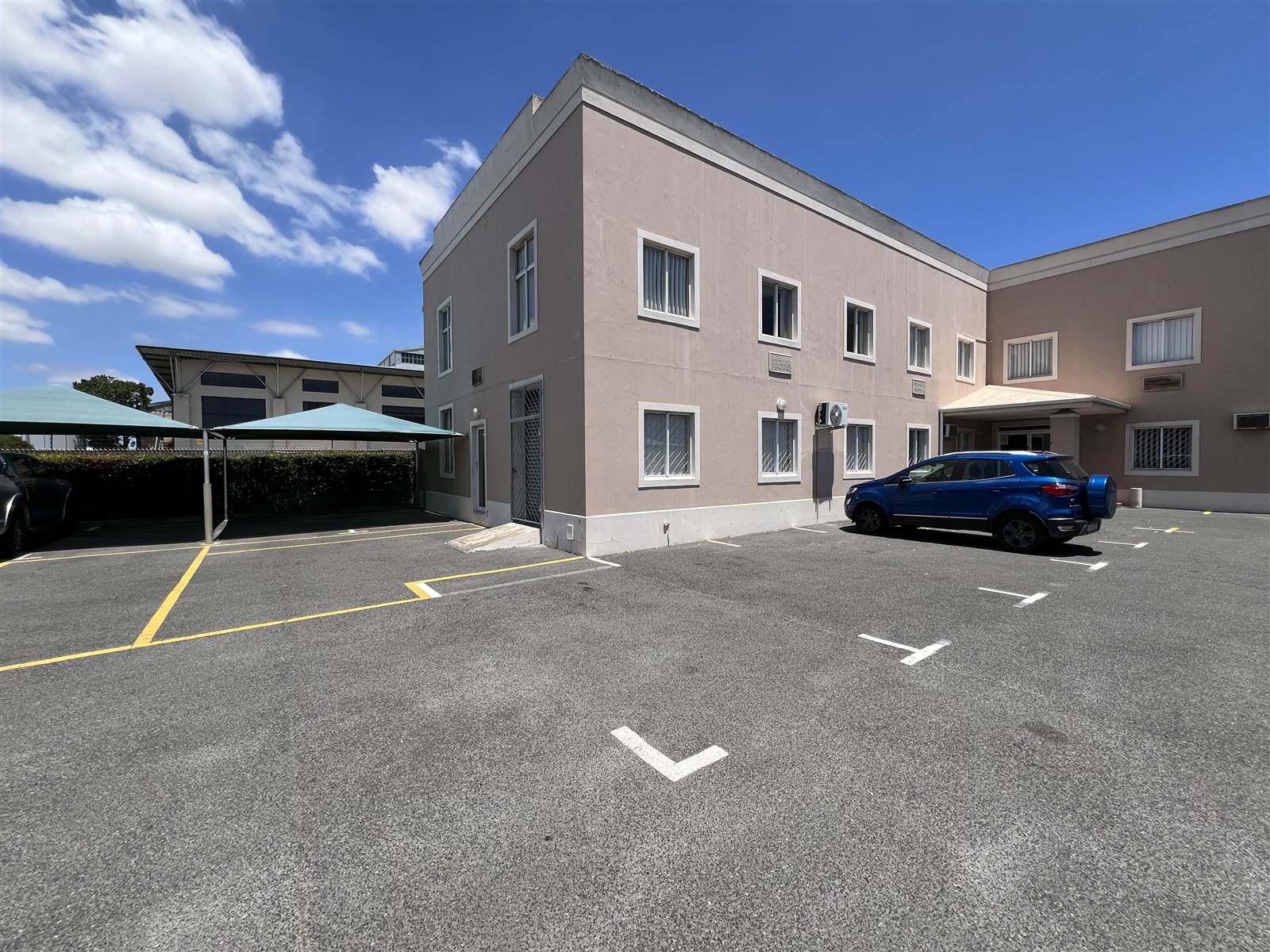 25  m² Commercial space in Milnerton photo number 16