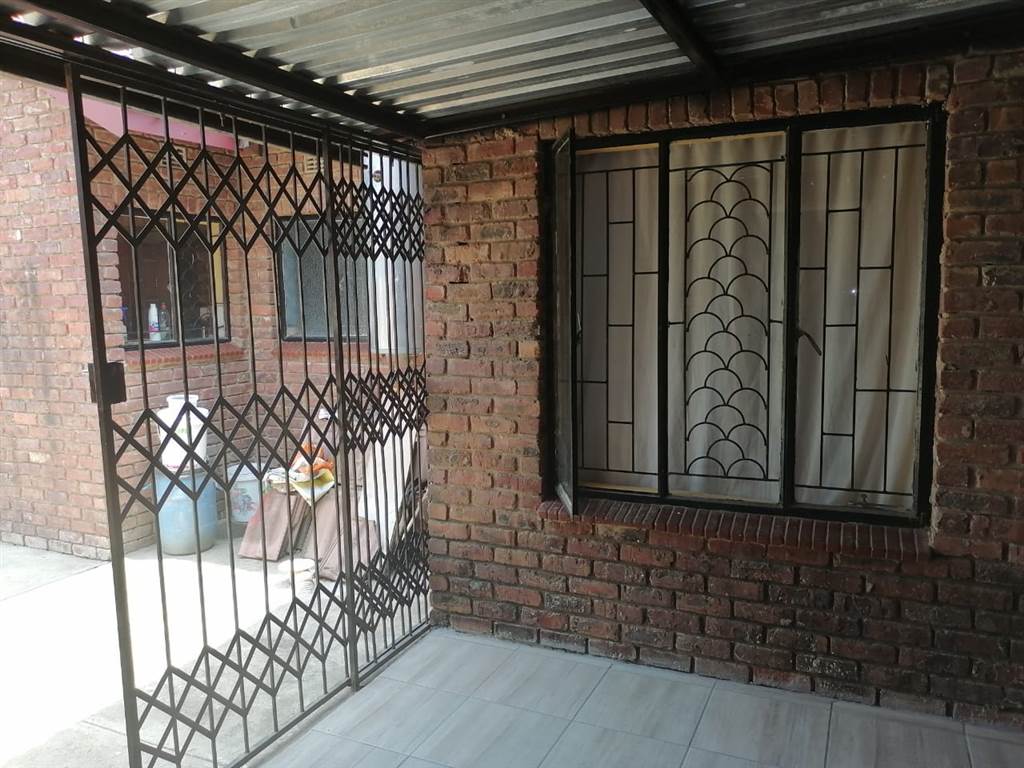 5 Bed House in Tzaneen photo number 4