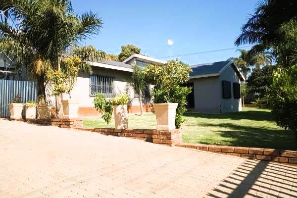 3 Bed House in Pretoria Gardens photo number 30