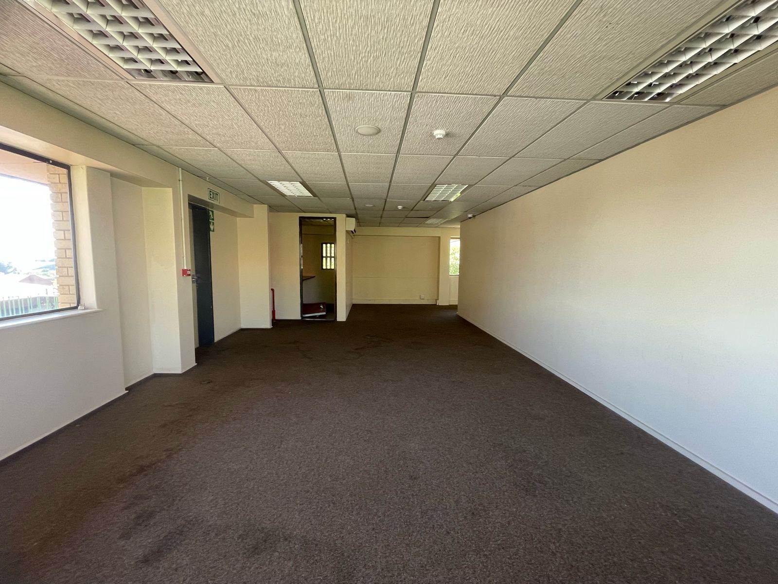 614  m² Commercial space in Ferndale photo number 24
