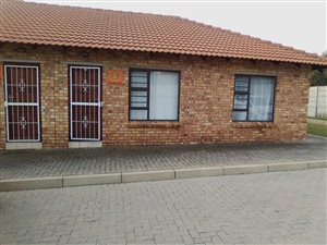 2 Bed Townhouse in Sasolburg