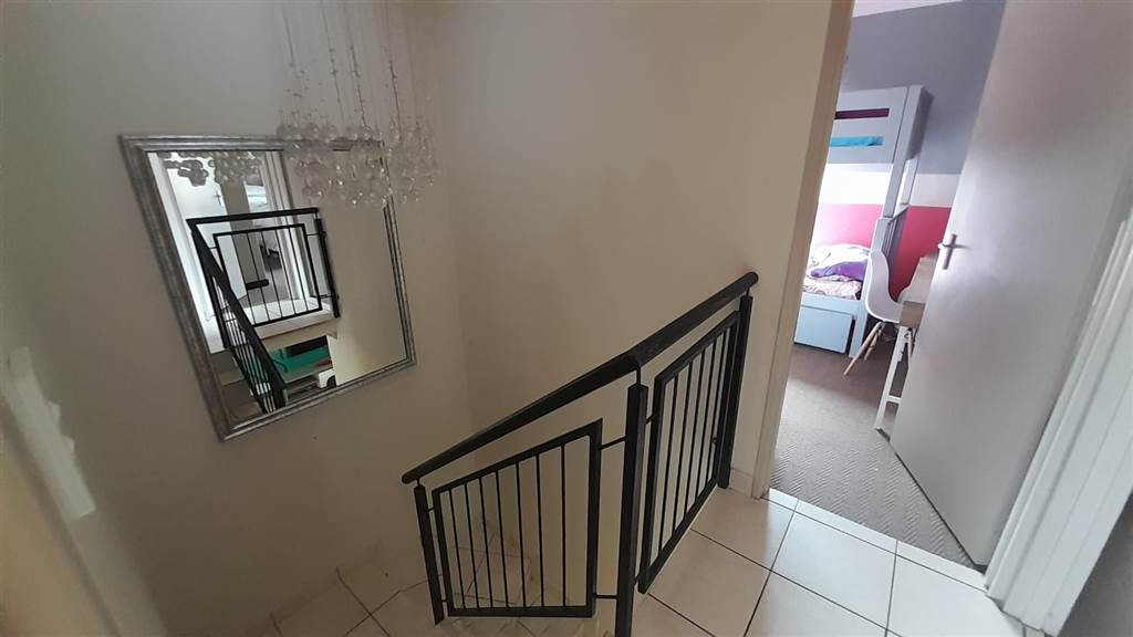 3 Bed Townhouse in Annlin photo number 8