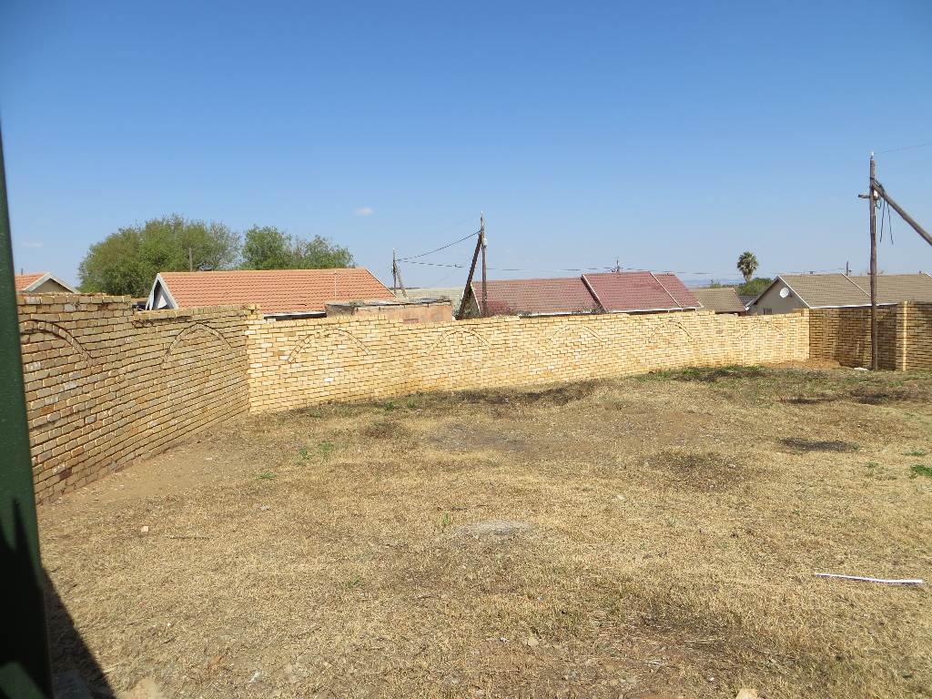 407 m² Land available in Wedela photo number 9