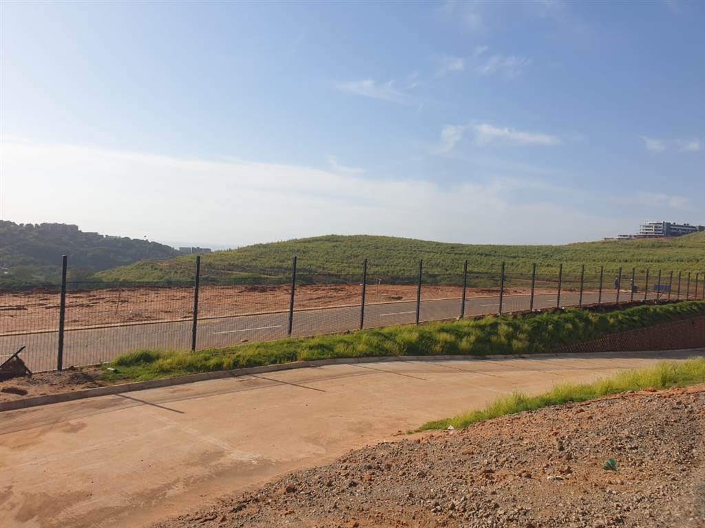 827 m² Land available in Umdloti Beach photo number 8