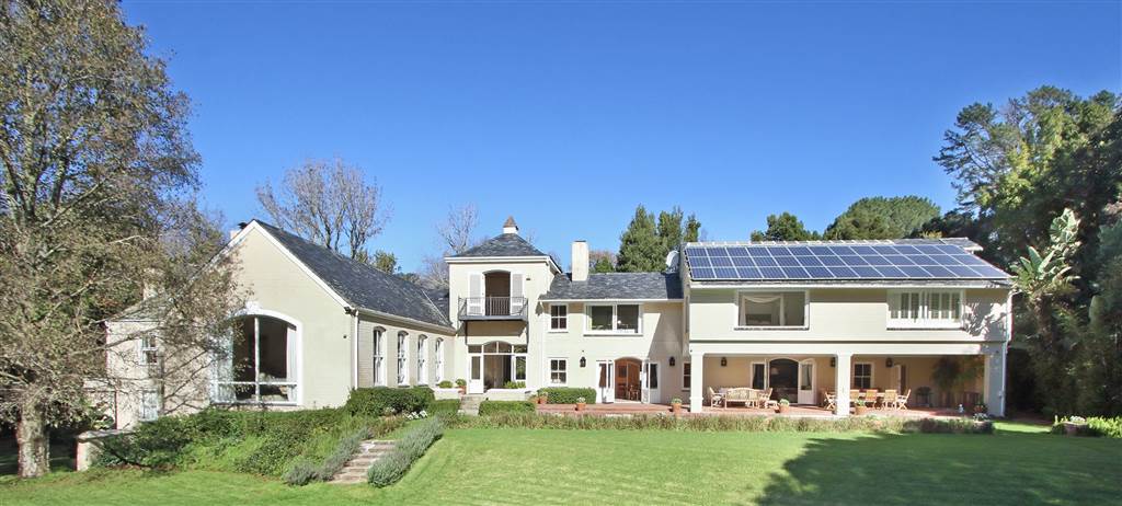5 Bed House in Constantia photo number 4