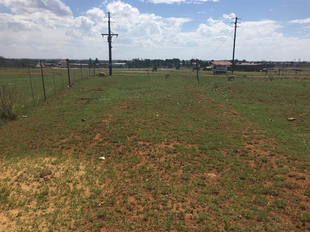 7763 m² Land available in Middelburg Central photo number 3