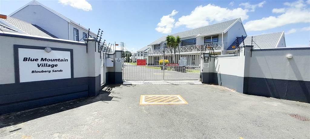 2 Bed Apartment in Blouberg Sands photo number 16