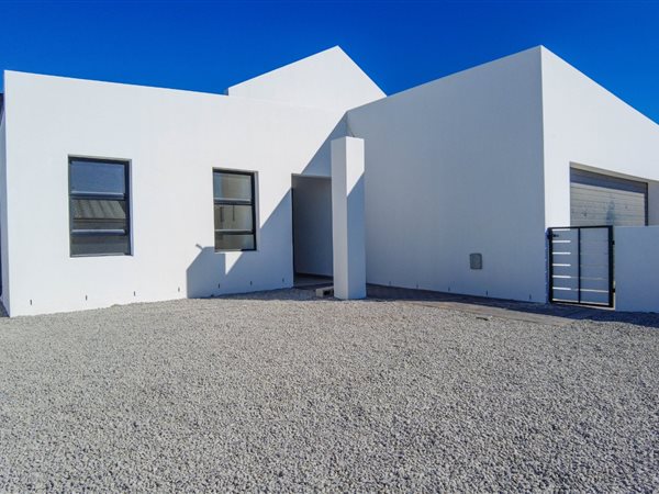 3 Bedroom House 3 Bedroom House