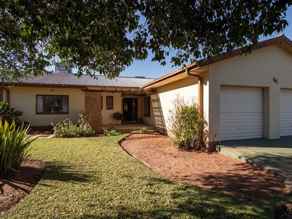 5 Bedroom House
