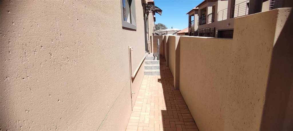 3 Bed House in Wilkoppies photo number 21
