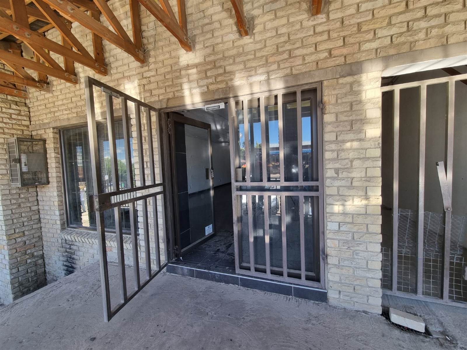 60  m² Commercial space in Harrismith photo number 1