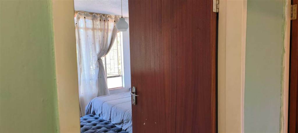 2 Bed Apartment in Pretoria North photo number 20