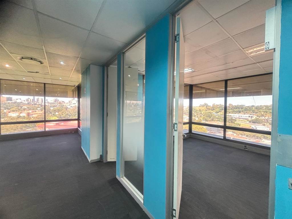 176  m² Commercial space in Auckland Park photo number 2