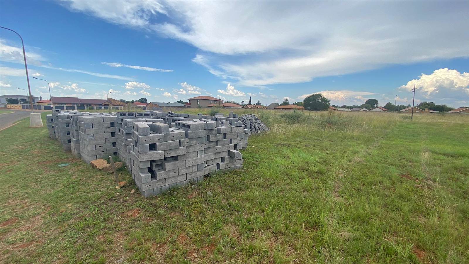 1000 m² Land available in Carletonville photo number 5