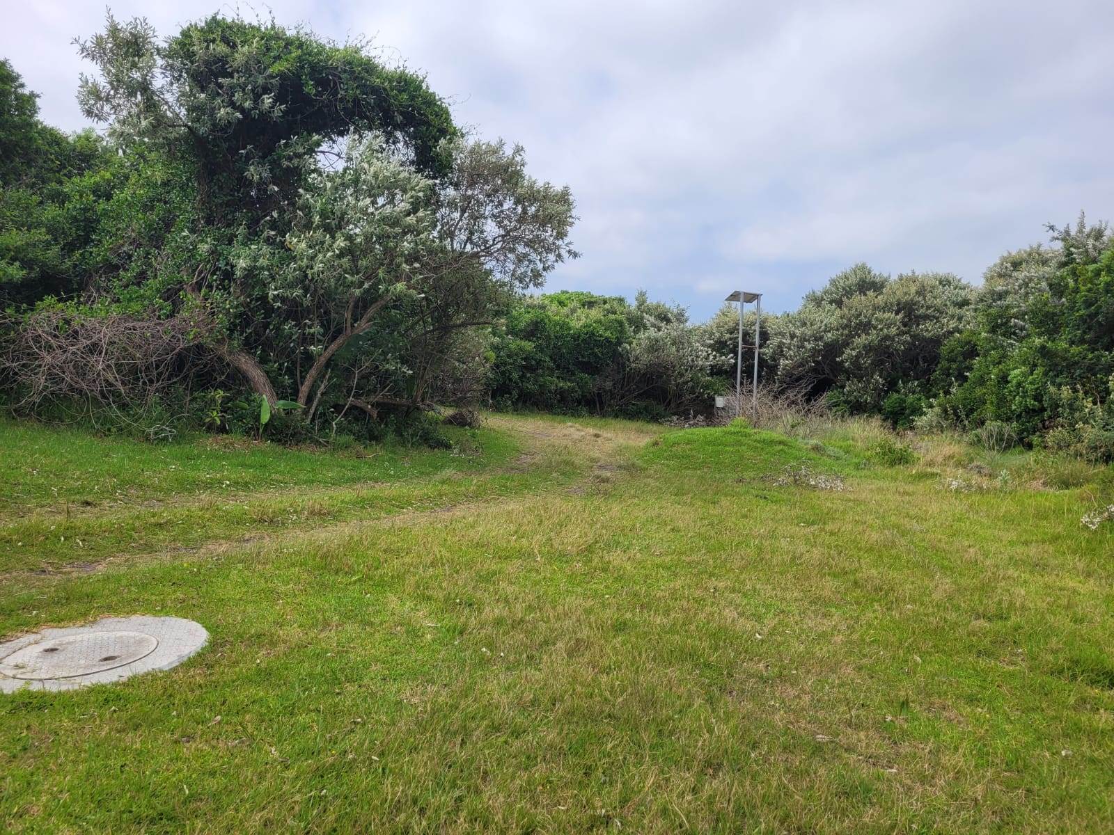 655 m² Land available in Cove Rock photo number 1