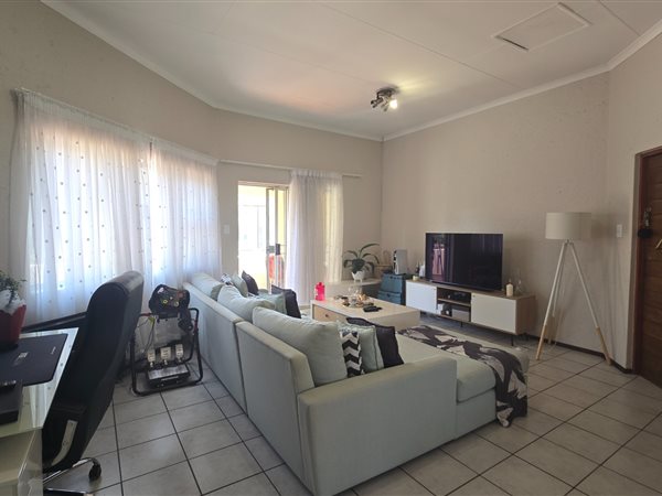 1 Bedroom Townhouse