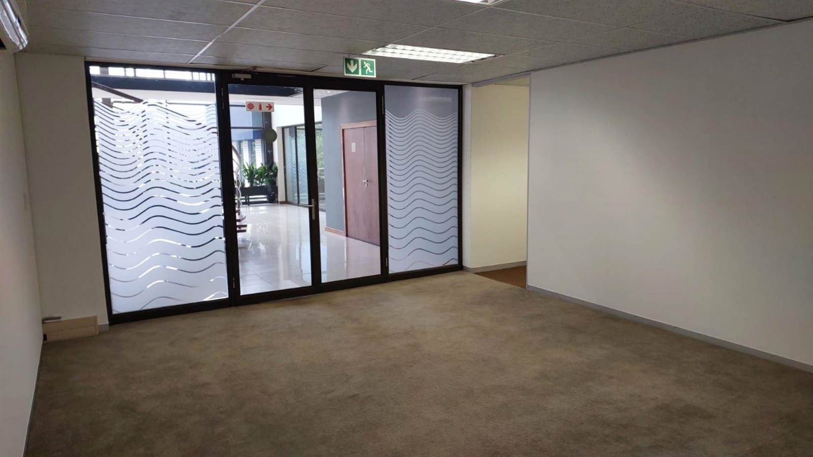 386  m² Commercial space in Hurlingham photo number 6