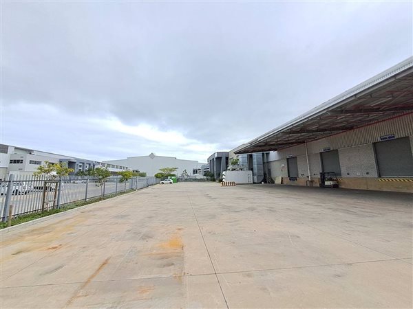 14 816  m² Industrial space