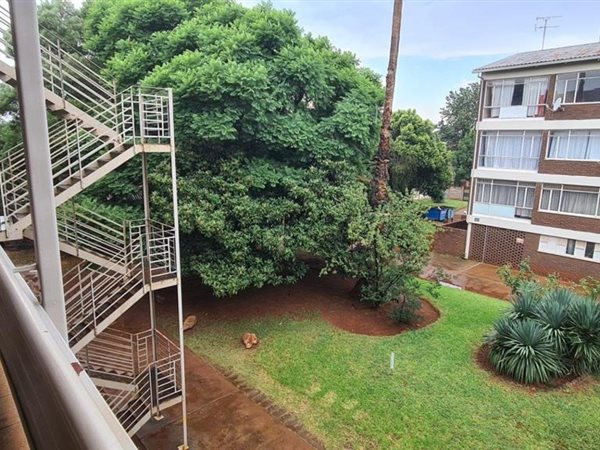 2 Bedroom Flat 2 Bedroom Flat