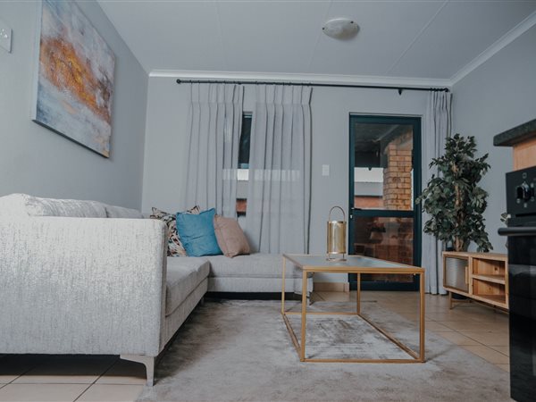 2 Bed Apartment in Suideroord