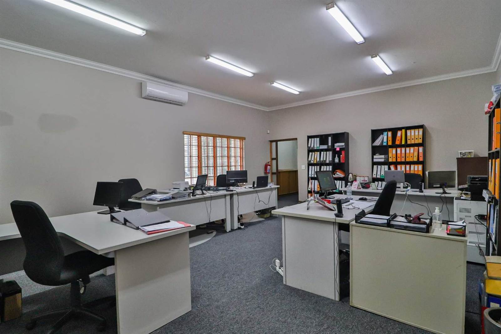 378  m² Office Space in Westdene photo number 7
