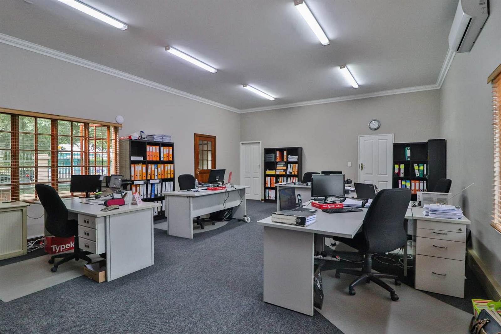 378  m² Office Space in Westdene photo number 8