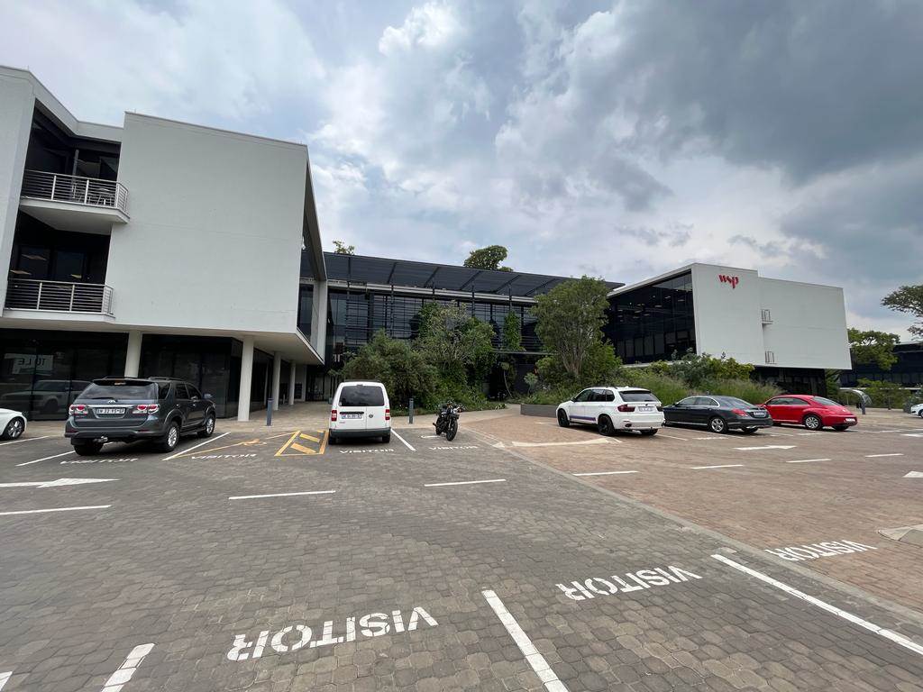 800  m² Commercial space in Bryanston photo number 9