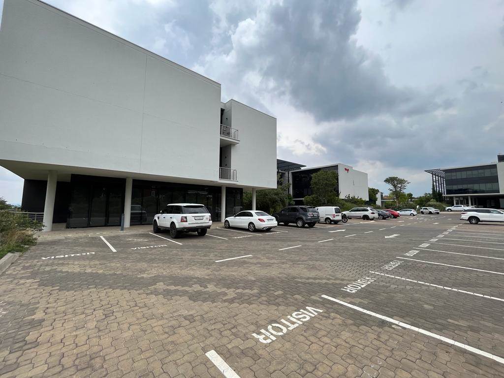 800  m² Commercial space in Bryanston photo number 11