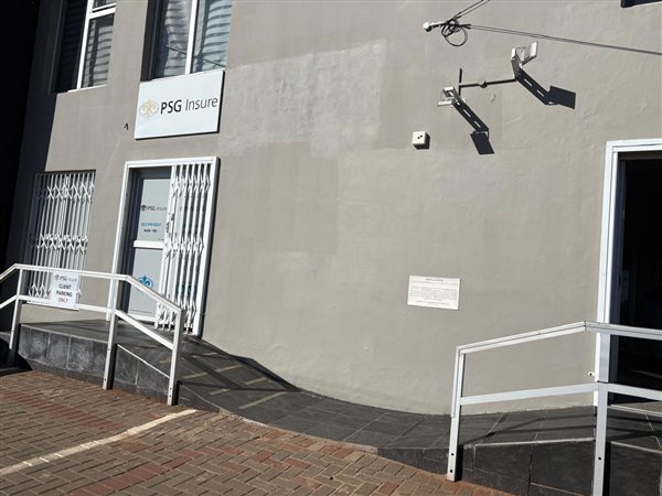 780 m² Office Space 780 m² Office Space