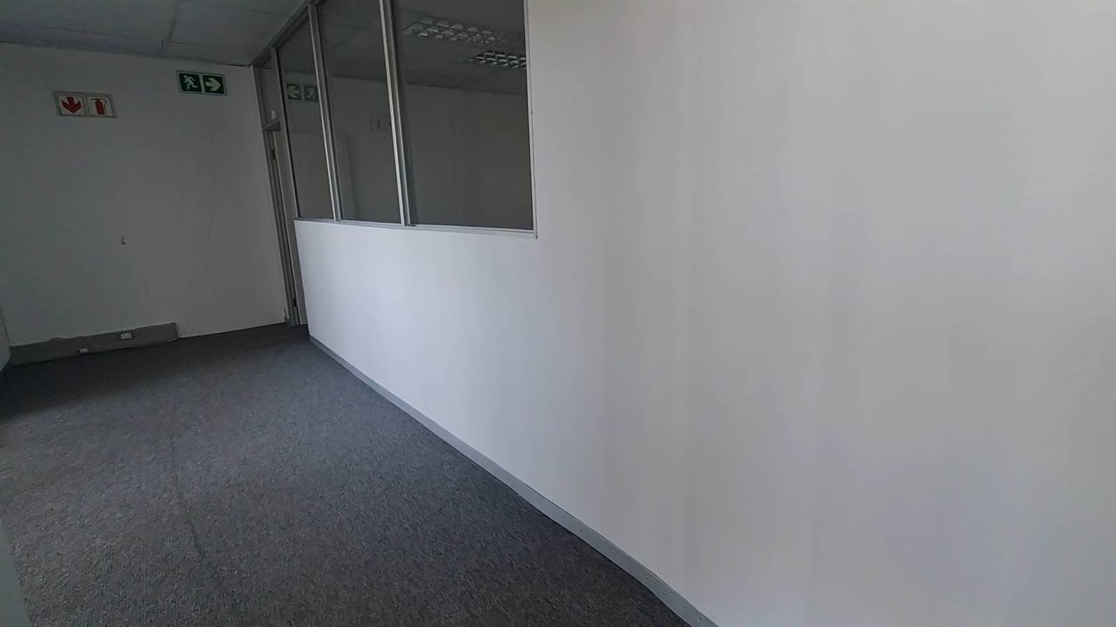 114  m² Commercial space in Paarden Eiland photo number 7