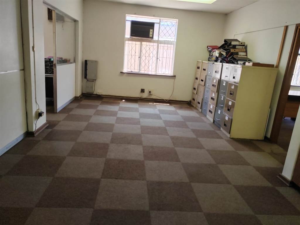 1000  m² Commercial space in Benoni Central photo number 8
