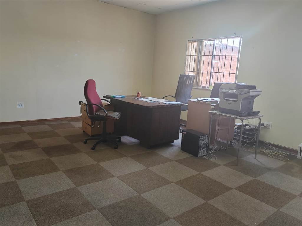 1000  m² Commercial space in Benoni Central photo number 28