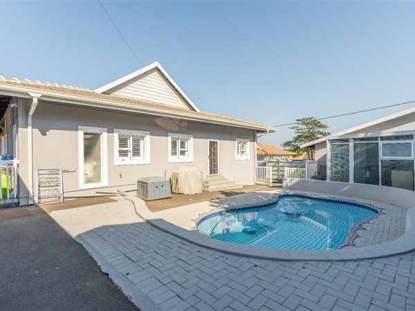 3 Bedroom House 3 Bedroom House