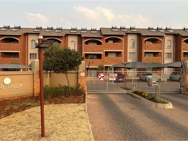 2 Bedroom Townhouse 2 Bedroom Townhouse