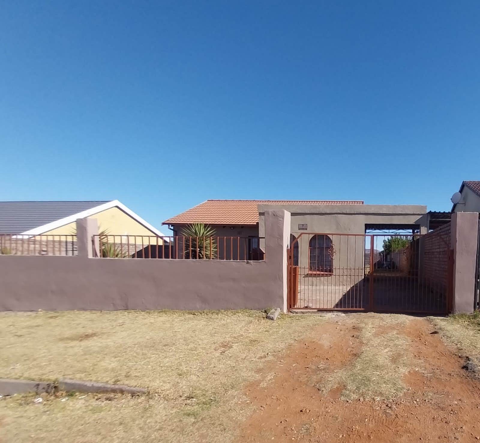 2 Bed House in Klipspruit photo number 2