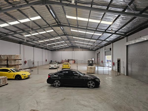 1 200 m² Commercial space 1 200 m² Commercial space