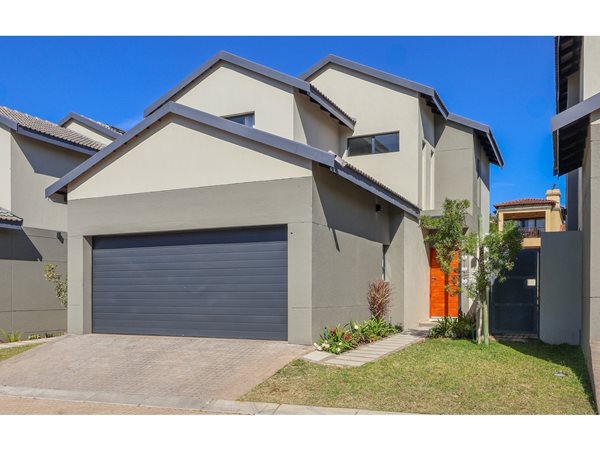 3 Bedroom Townhouse 3 Bedroom Townhouse