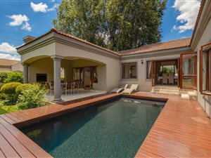 4 Bed House in Dainfern Ridge