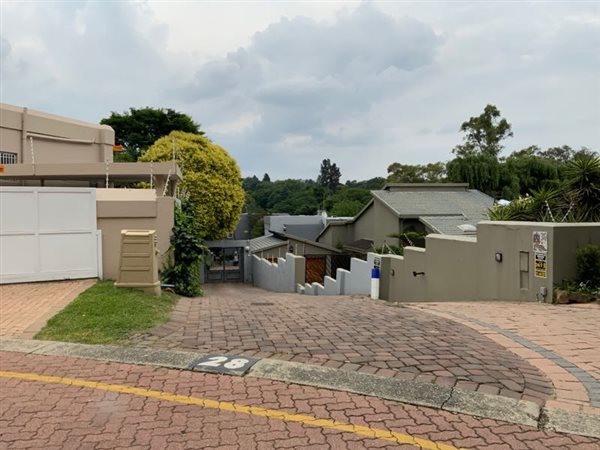 5 Bedroom House 5 Bedroom House