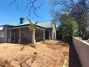 5 Bed House in Bellevue