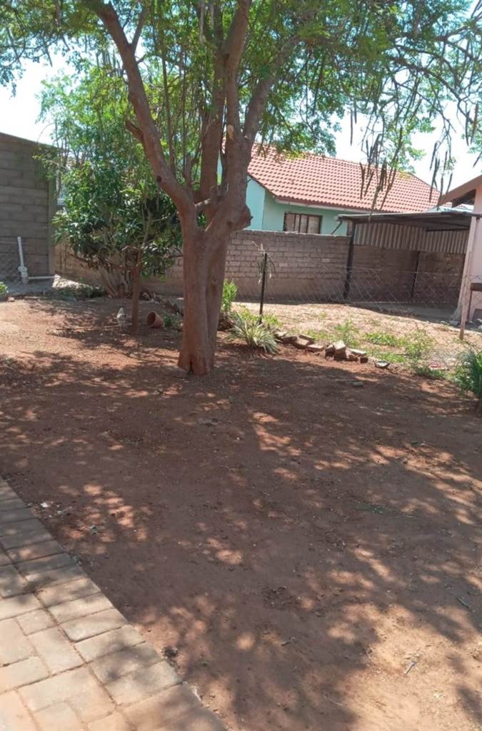 3 Bed House in Boitekong photo number 16