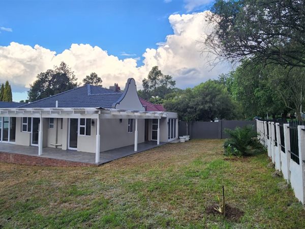 3 Bedroom House 3 Bedroom House