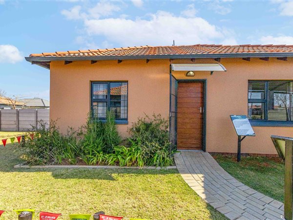 2 Bedroom House 2 Bedroom House
