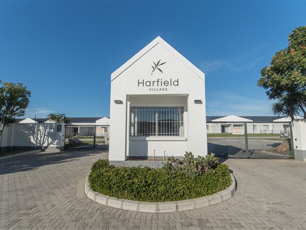 2 Bedroom Townhouse 2 Bedroom Townhouse